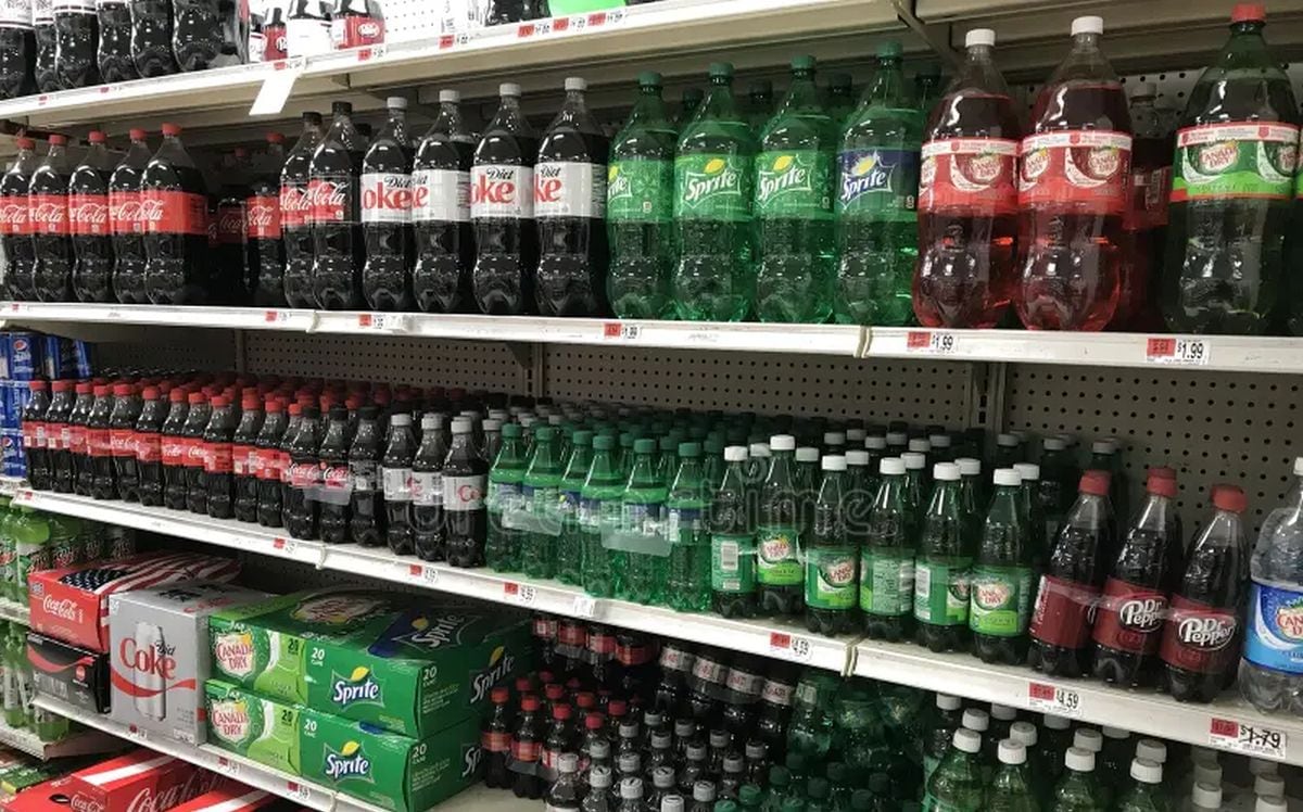 30 de noviembre del 2010. Hace 15 años. Se eleva consumo de gaseosas en Perú a 56 litros por persona.