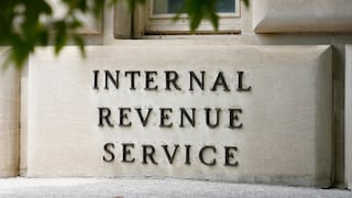 ¿Quiénes van a cobrar su reembolso de impuestos del IRS entre el 16 y 22 de marzo?