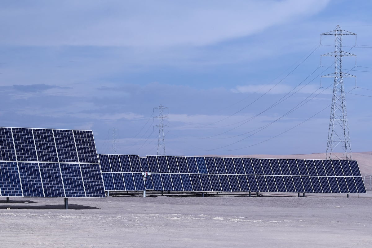 La expansión de la generación solar y eólica también plantea nuevos requerimientos para la infraestructura de transmisión del país. (Foto: GEC)