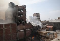 Incendio en Barrios Altos podría extenderse hasta el domingo