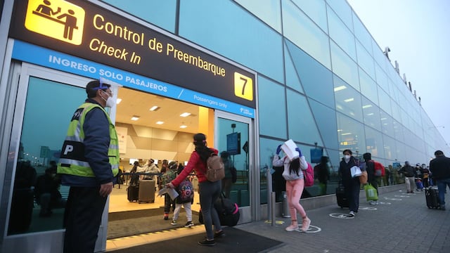 MTC dará compensación a pasajeros afectados por suspensión de vuelos