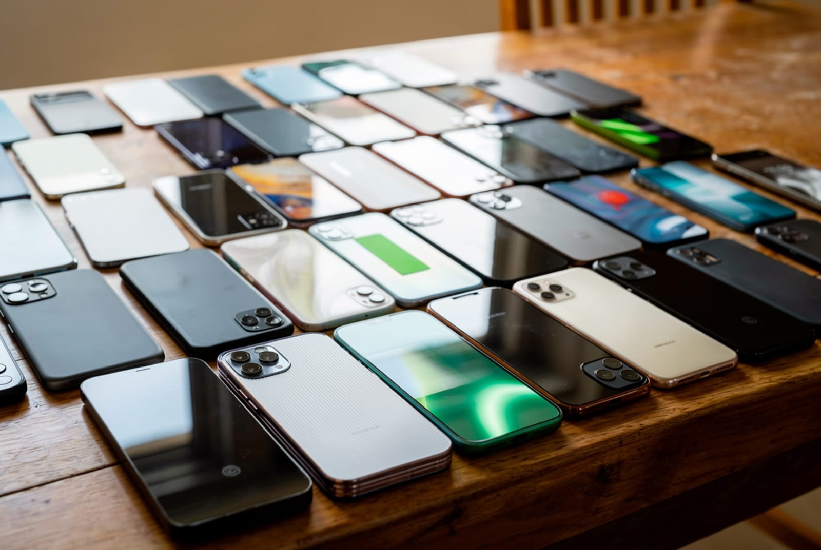 Al tercer trimestre de 2025, el regulador registraba 788 multas pendientes de pago.. (Foto: Osiptel)