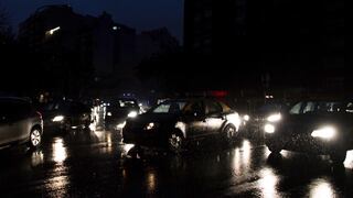 Histórico apagón deja sin electricidad a Uruguay y Argentina