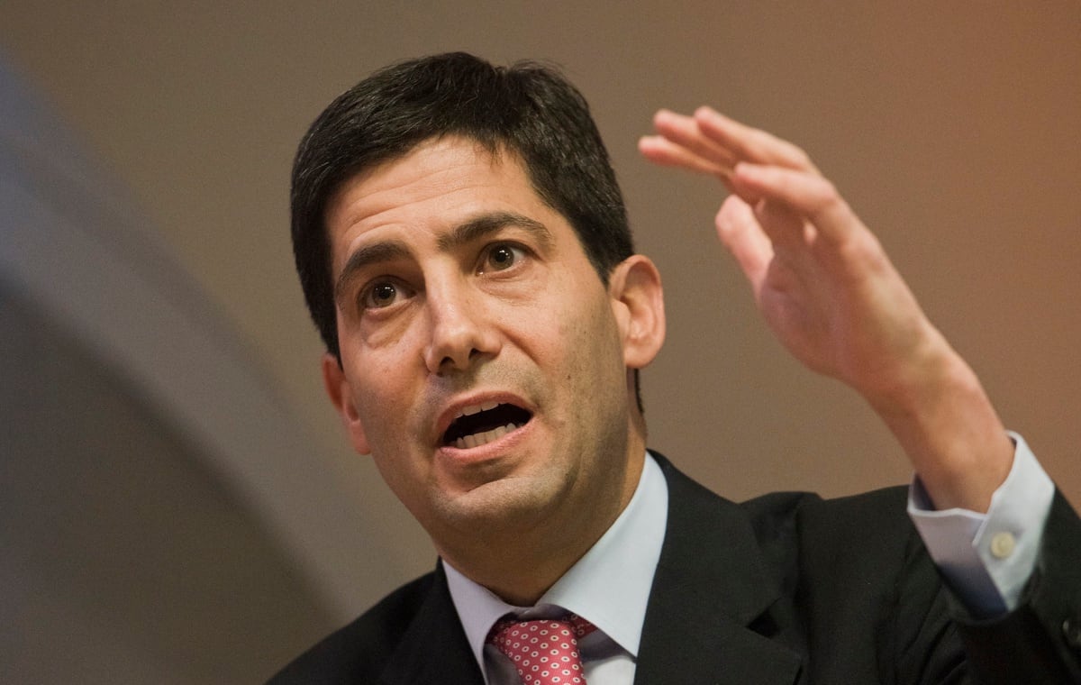 Kevin Warsh habla durante una conferencia de prensa anunciando la publicación del Informe Warsh en el Banco de Inglaterra en Londres, Gran Bretaña, el 11 de diciembre de 2014 (reeditado el 30 de enero de 2026). El presidente de Estados Unidos, Donald Trump, ha anunciado a Kevin Warsh como su nominado para el próximo presidente de la Reserva Federal, según una publicación en su plataforma Truth Social. (Reino Unido, Londres) EFE/EPA/WILL OLIVER
