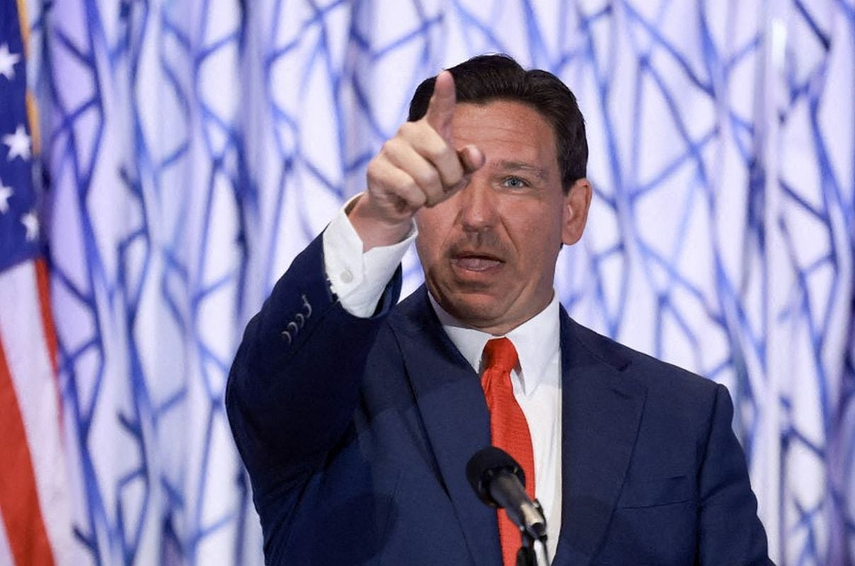 Se espera que Ron DeSantis apruebe la ley para que entre en vigor en octubre próximo (Foto: JOE RAEDLE / Getty Images via AFP)