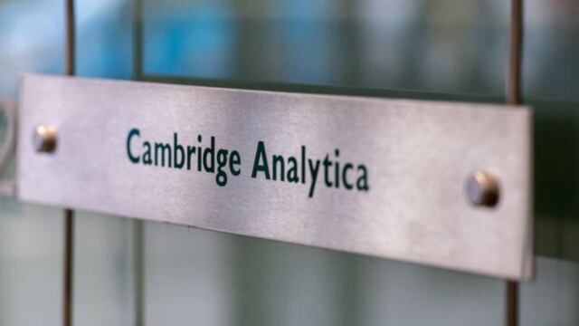 Pesquisa en EE.UU. dice que Cambridge Analytica engañó a los usuarios de Facebook