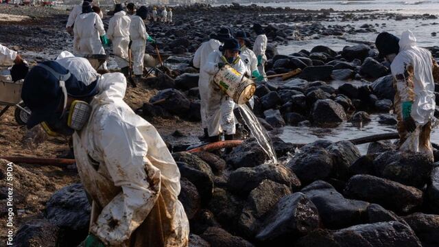 Dicapi: derrame de petróleo en mar de Ventanilla no fue ocasionado por un fenómeno natural