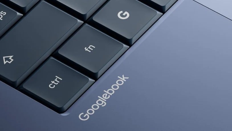 Fotografía cedida por Google que muestra el nuevo Googlebook que Google anunció este martes, una nueva categoría de ordenadores portátiles diseñados para la era de la inteligencia artificial (IA), pero no adelantó cómo serán, qué chips tendrán ni cuánto costarán, en Nueva York (EE.UU.). EFE/ Google