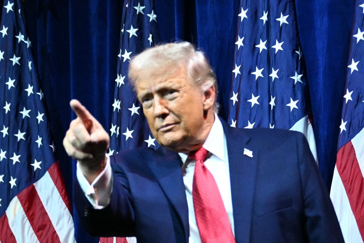 El presidente de Estados Unidos, Donald Trump, se marcha después de pronunciar un discurso en el Centro Kennedy en Washington, DC, el 6 de enero de 2026. (Mandel NGAN / AFP)