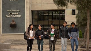 Congreso aprueba por insistencia bachillerato automático para universitarios