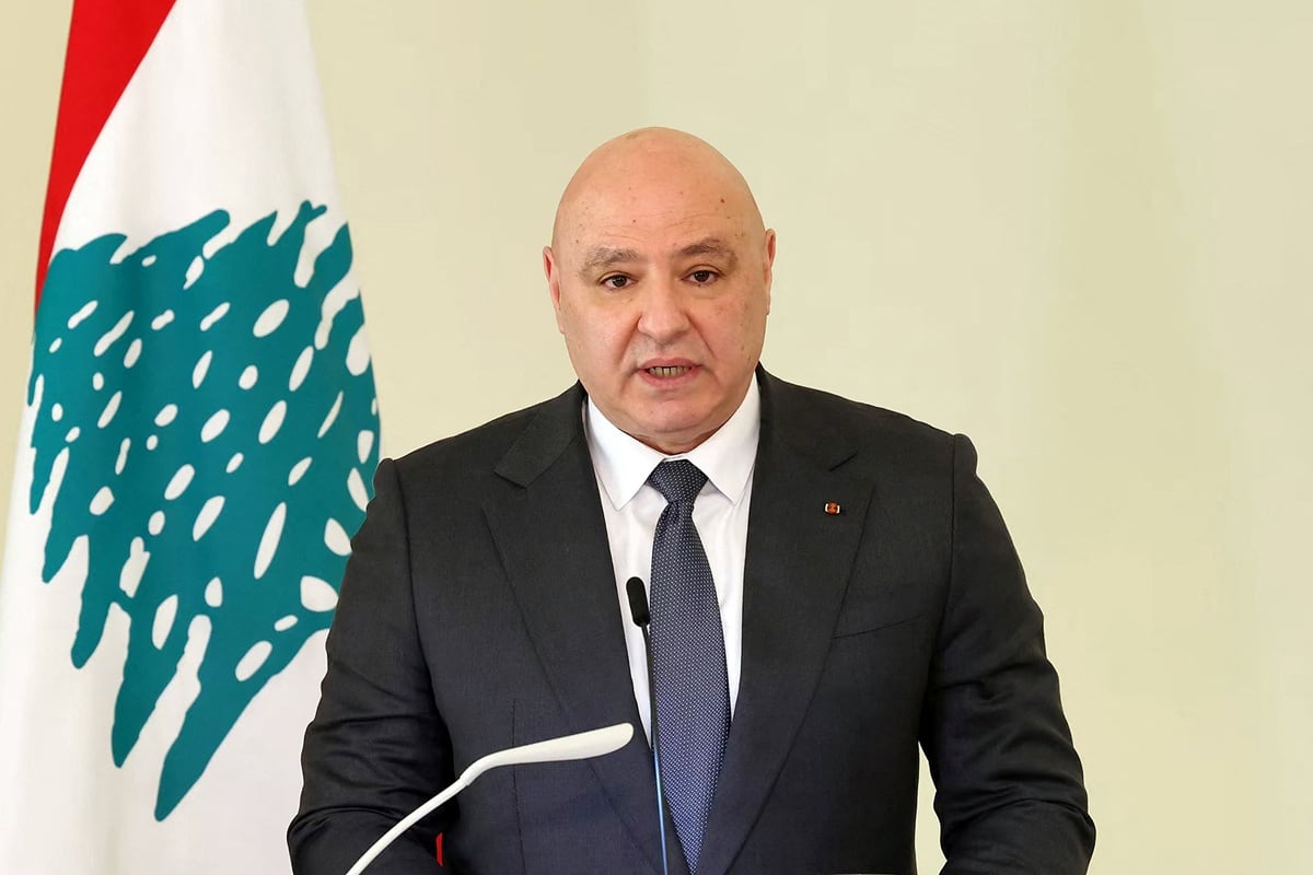 El presidente del Líbano, Joseph Aoun, ofreciendo una rueda de prensa en el Palacio Presidencial de Baabda, al este de Beirut, el 16 de febrero de 2026. (Oficina de Prensa de la Presidencia libanesa / AFP)