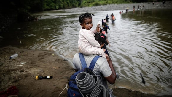 Desde hace años Panamá aplica esta operación de flujo controlado, que consiste en acoger a los migrantes irregulares en unas estaciones instaladas tanto en la frontera sur (Darién) como en la norte, en Los Planes de Gualaca, cerca de Costa Rica.(Foto: EFE)