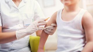 Los niños de EE.UU. podrían ser vacunados a principios del 2022, dice Fauci