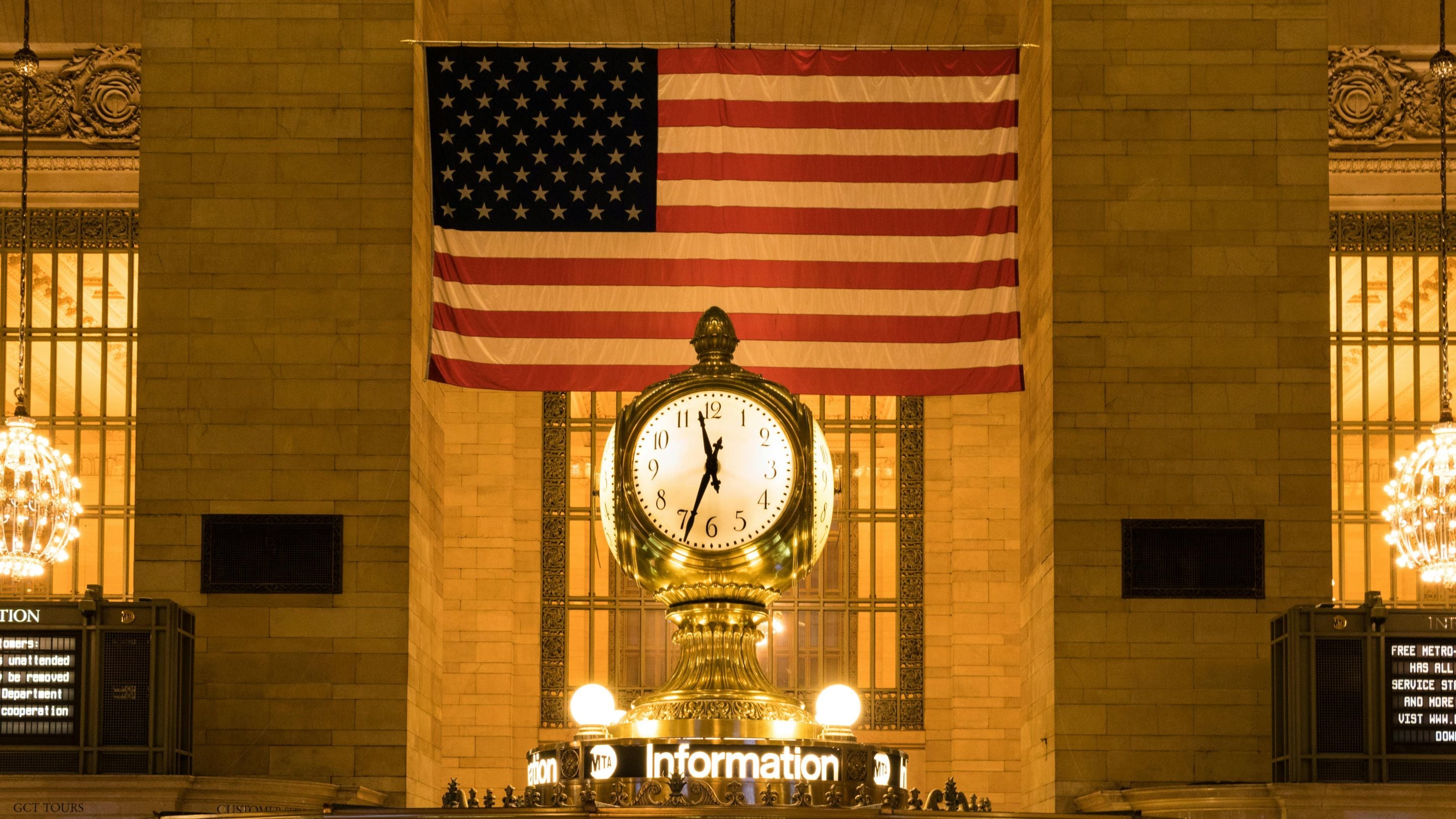 El objetivo tradicional del horario de verano es ahorrar energía al aprovechar mejor la luz solar durante la tarde, aunque debates actuales destacan efectos mixtos en el sueño, la salud y la economía, y en los últimos años ha crecido la discusión sobre posibles cambios legislativos o eliminación del sistema. (Foto: Marcus Herzberg / Pexels)