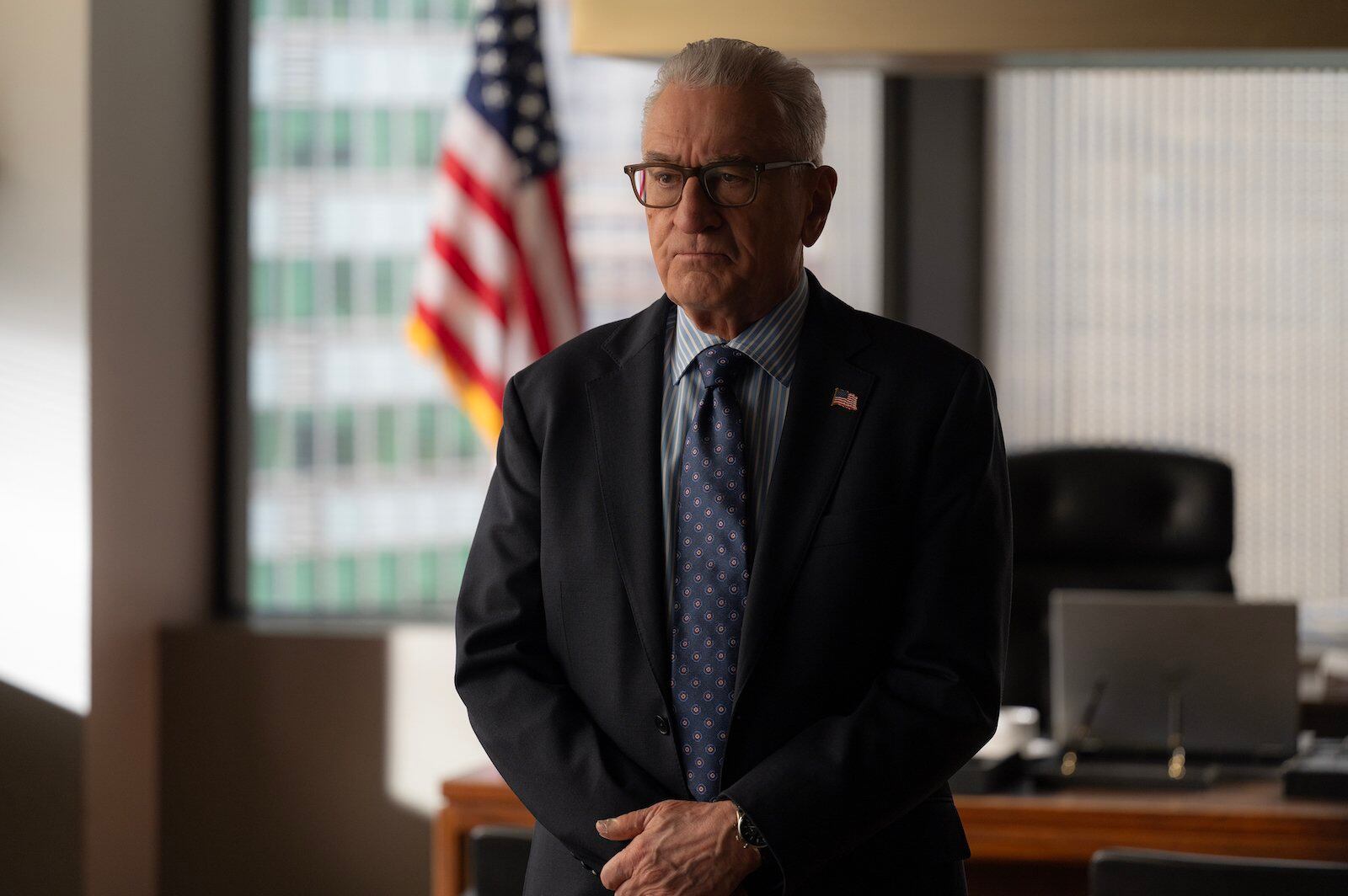 George Mullen (Robert De Niro) debe descubrir al responsable del ciberataque en el thriller político de "Zero Day" (Foto: Netflix)