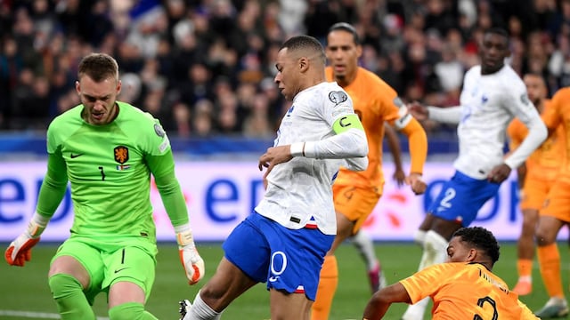 Países Bajos cayó ante Francia y complica su pase a la Eurocopa de Alemania 2024