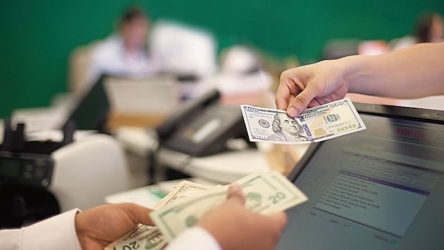 Perspectivas. Posibilidad de alzas adicionales de tasa del BCR contribuye, en parte, a la baja del dólar.