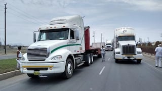 Quinto día de paro de transportistas de carga, gremio espera diálogo este lunes 28