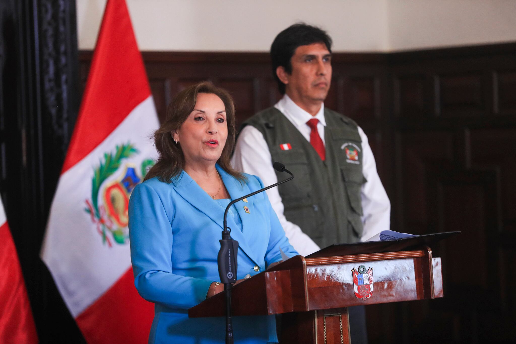 El chofer del auto presidencial, Félix Montalvo Guevara, compareció ante la fiscalía suprema el martes 15 para declarar en la investigación sobre el presunto encubrimiento del prófugo Cerrón, (Foto Presidencia)