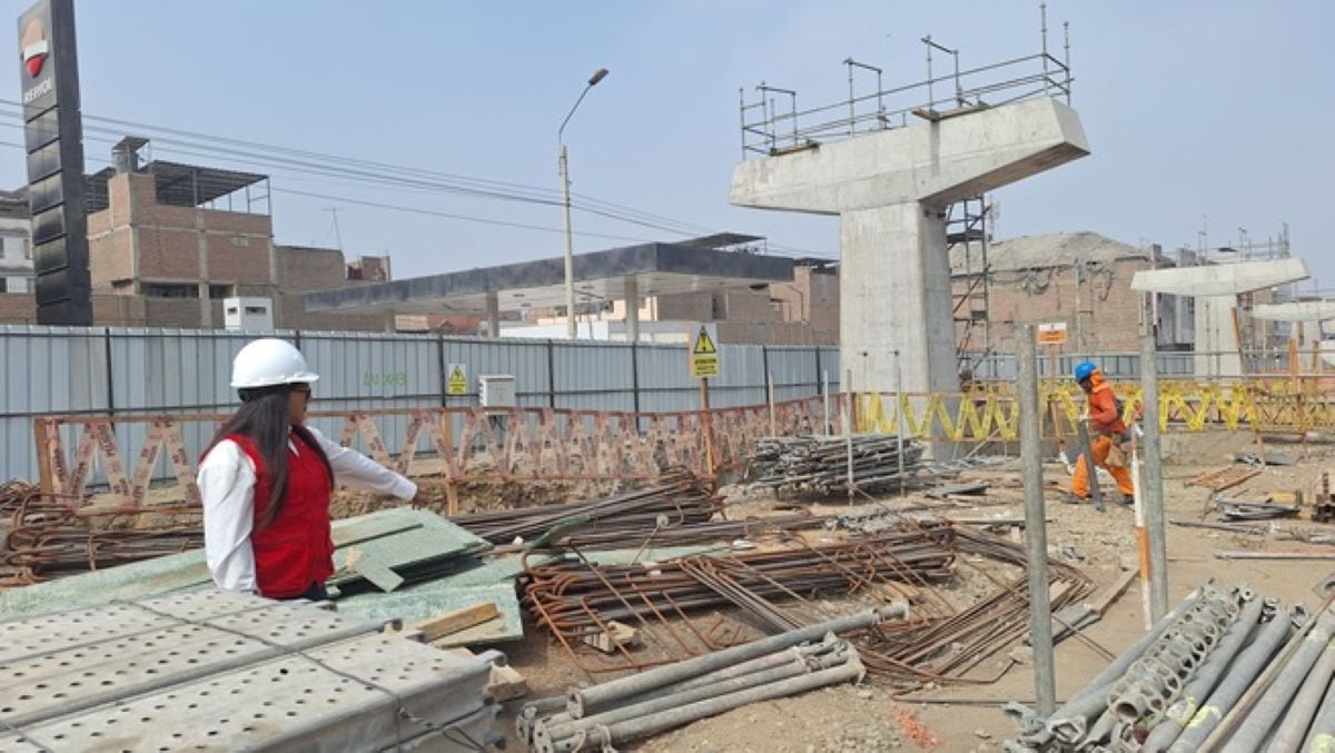 El proyecto vial de más de S/ 573 millones presenta retrasos en su ejecución y observaciones relacionadas con profesionales no habilitados y el almacenamiento de materiales de construcción. Foto: Contraloría.