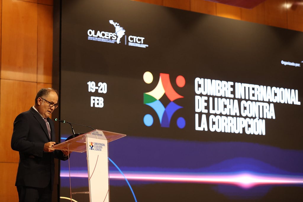 Contralor César Aguilar señaló que la fortaleza de una democracia no se mide por la ausencia de cuestionamientos, sino por la solidez de sus instituciones de control. Foto: contraloría