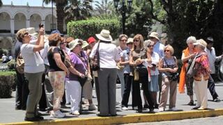 Mincetur: Perú proyecta recibir 5.1 millones de turistas extranjeros al 2021