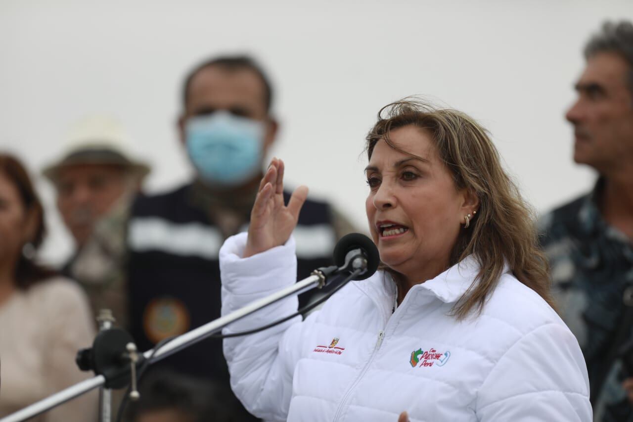 La mandataria es investigada por los presuntos delitos de genocidio, homicidio calificado y lesiones graves.