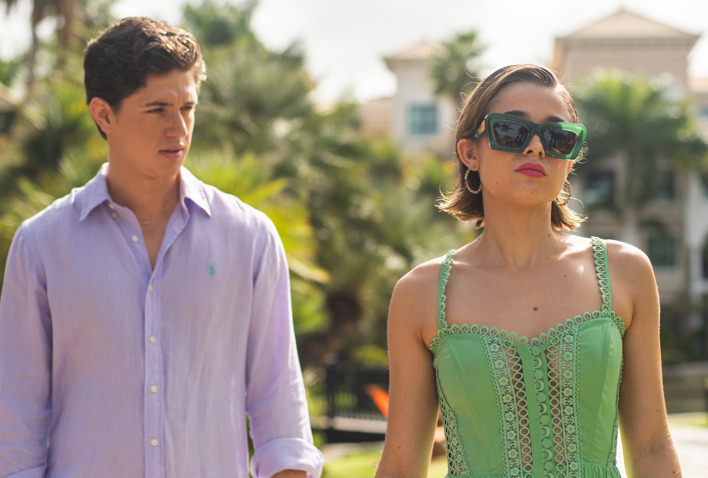 Manel Duarte asume el rol de Pablo y Berta Castañé asume el rol de Maca en la serie española "Oasis" (Foto: Netflix)