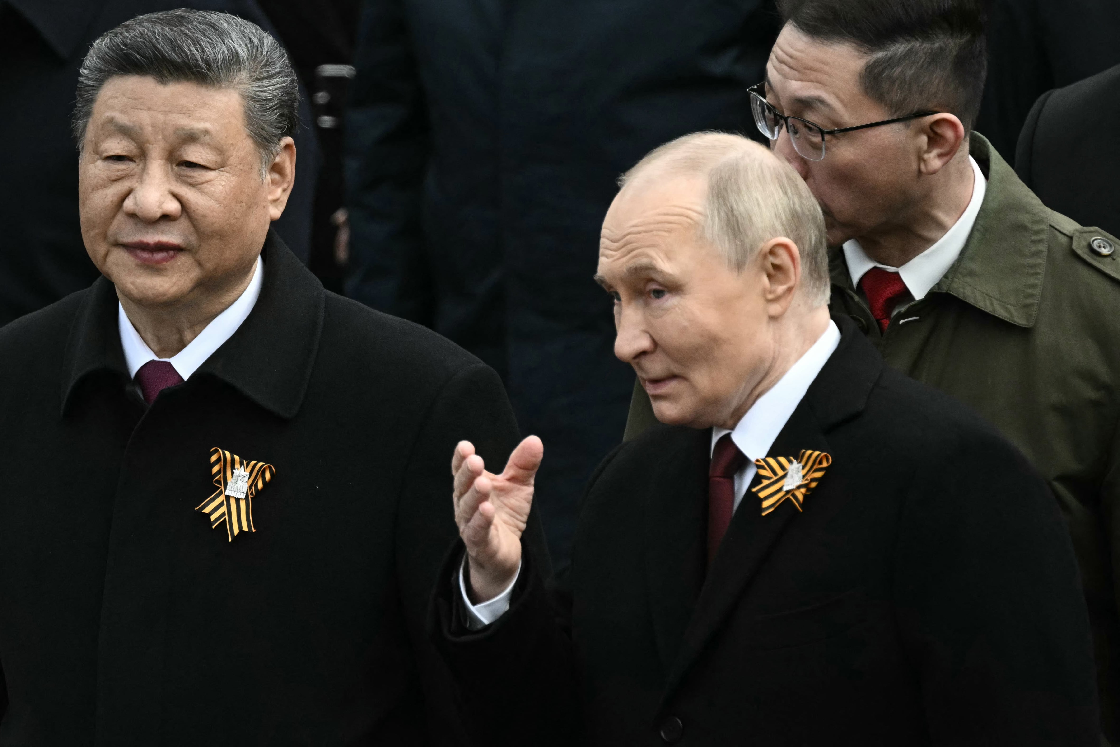 Vladimir Putin y Xi Jinping abordarán temas internacionales y reforzarán la cooperación estratégica entre Rusia y China. (Foto de Angelos Tzortzinis / AFP).