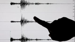 Fuerte terremoto de magnitud 7.8 sacude Filipinas y Japón emite alerta por tsunami