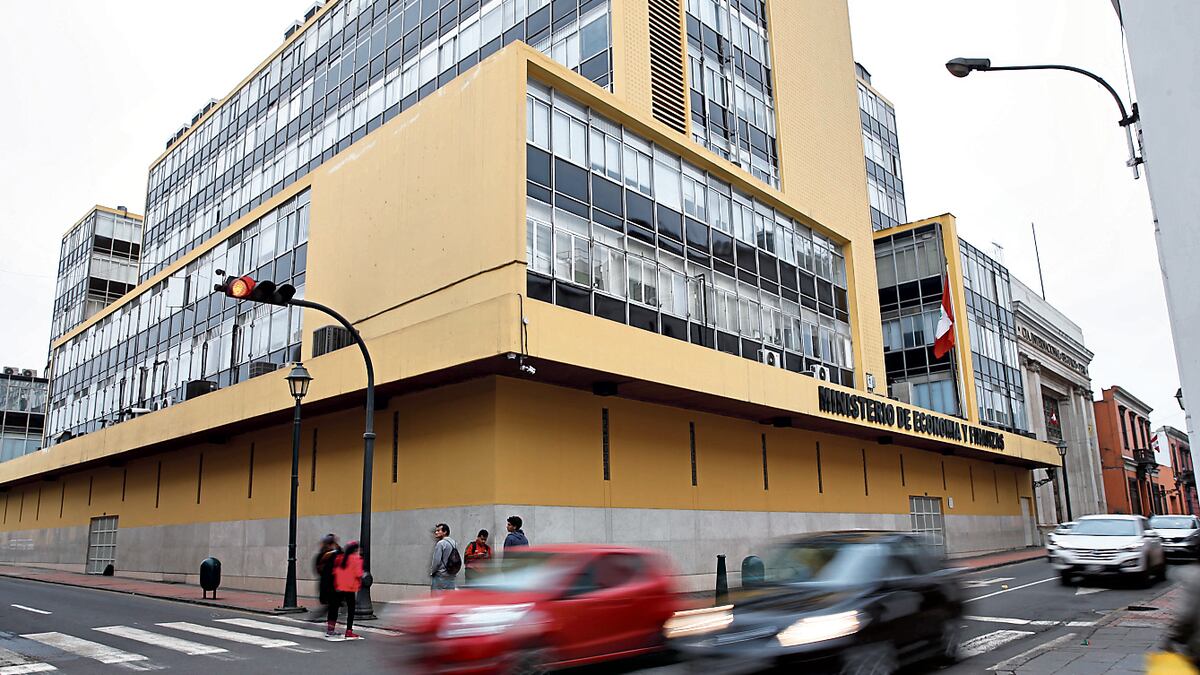 Editorial de Gestión: Arrancan las comisiones