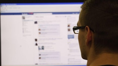 ¿Un trabajador puede ser despedido por una publicación controversial en sus redes sociales?