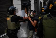 Periodistas sufrieron al menos 230 ataques durante un año de protestas en Perú