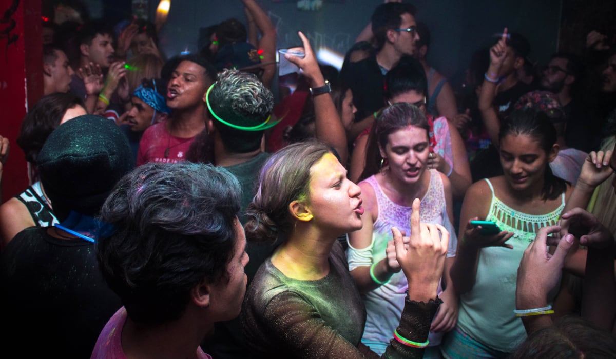 Restricciones a discotecas y venta de bebidas alcohólicas no superaron test de razonabilidad de Indecopi. (Imagen: Maurício Mascaro / Pexels)