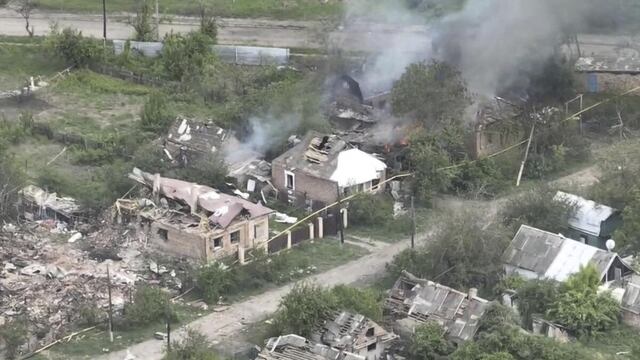 Ucrania: imágenes obtenidas revelan daños en aldeas tras combates
