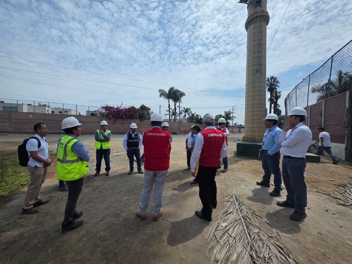 La Contraloría realiza control preventivo para impulsar la reactivación de obras de agua potable y alcantarillado paralizadas en Chorrillos y Villa El Salvador, que en conjunto superan los S/ 738 millones de inversión. Foto: Contraloría.