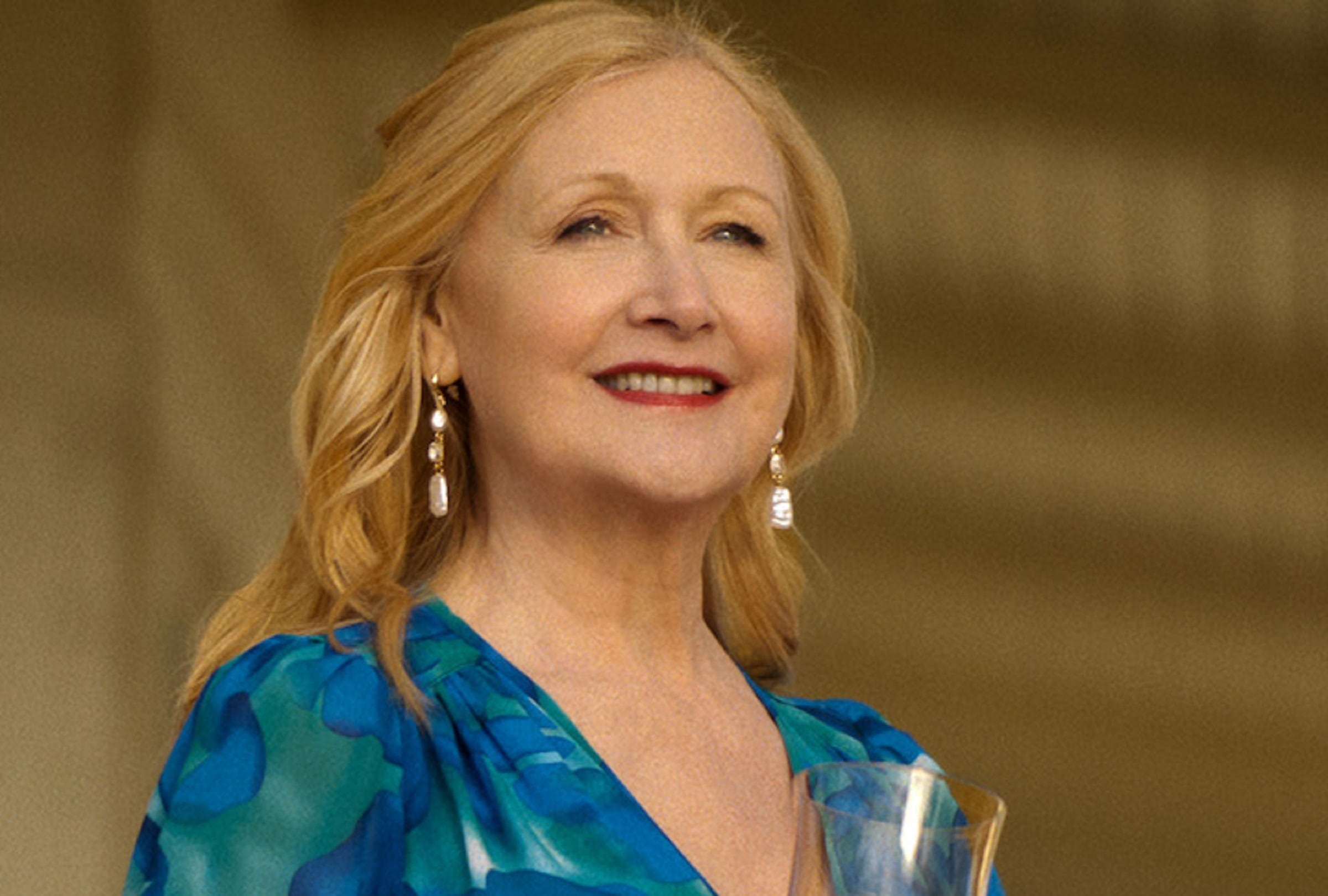 Patricia Clarkson es la encargada de interpretar a Claire, la madre de Quinn, en la segunda temporada del western moderno "Nueva vida en Ransom Canyon" (Foto: Netflix)