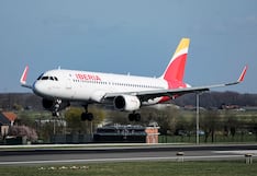 Aerolínea Iberia responde a preocupaciones en España por crisis del combustible