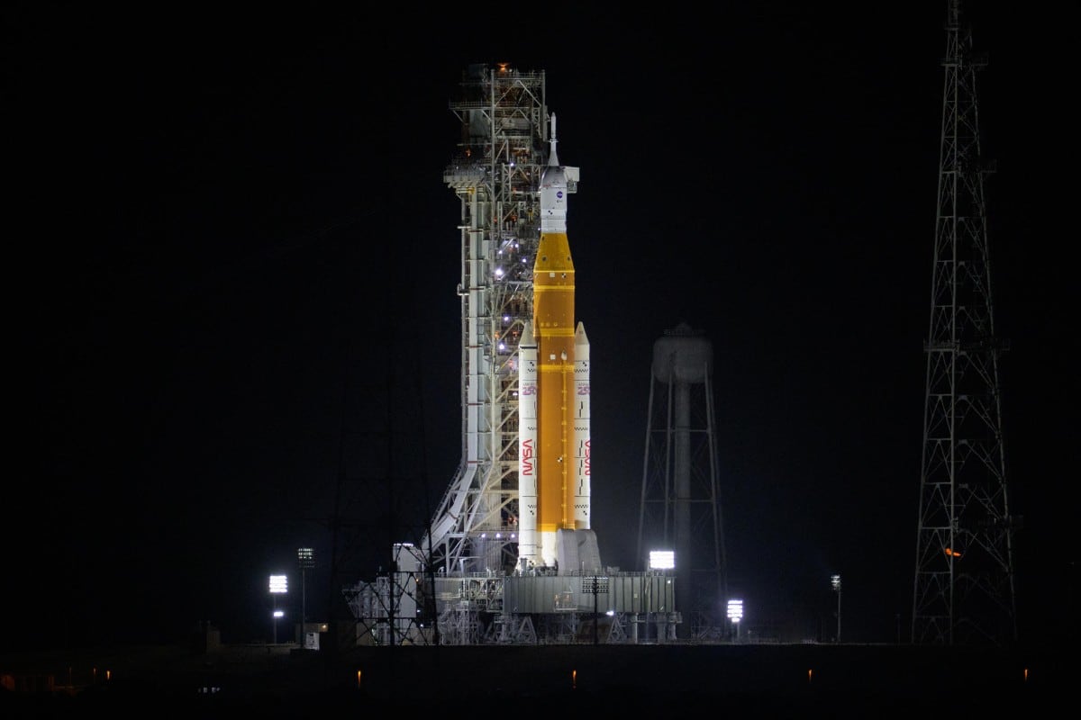 El equipo está conformado por cuatro astronautas: Reid Wiseman (comandante), Victor Glover (piloto), Christina Koch y Jeremy Hansen. (Foto: EFE / Bill Ingalls / NASA)