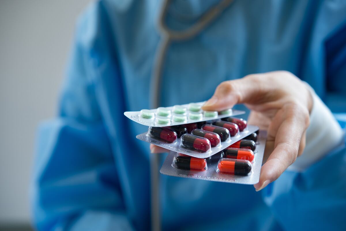 Estas cifras, apuntó, se han dado en medio de una crisis por el desabastecimiento de medicamentos en el sector salud, que se agudizó en 2019 por los recortes presupuestarios y los cambios en la compra de las medicinas del Gobierno de Andrés Manuel López Obrador. (Foto: Archivo)