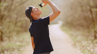 ¿Haces ejercicio bajo el sol? Minsa advierte sobre los riesgos del calor extremo