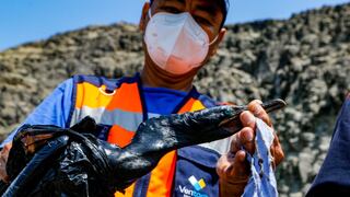 Derrame de petróleo por carga en refinería de Repsol se extiende a tres distritos en Lima