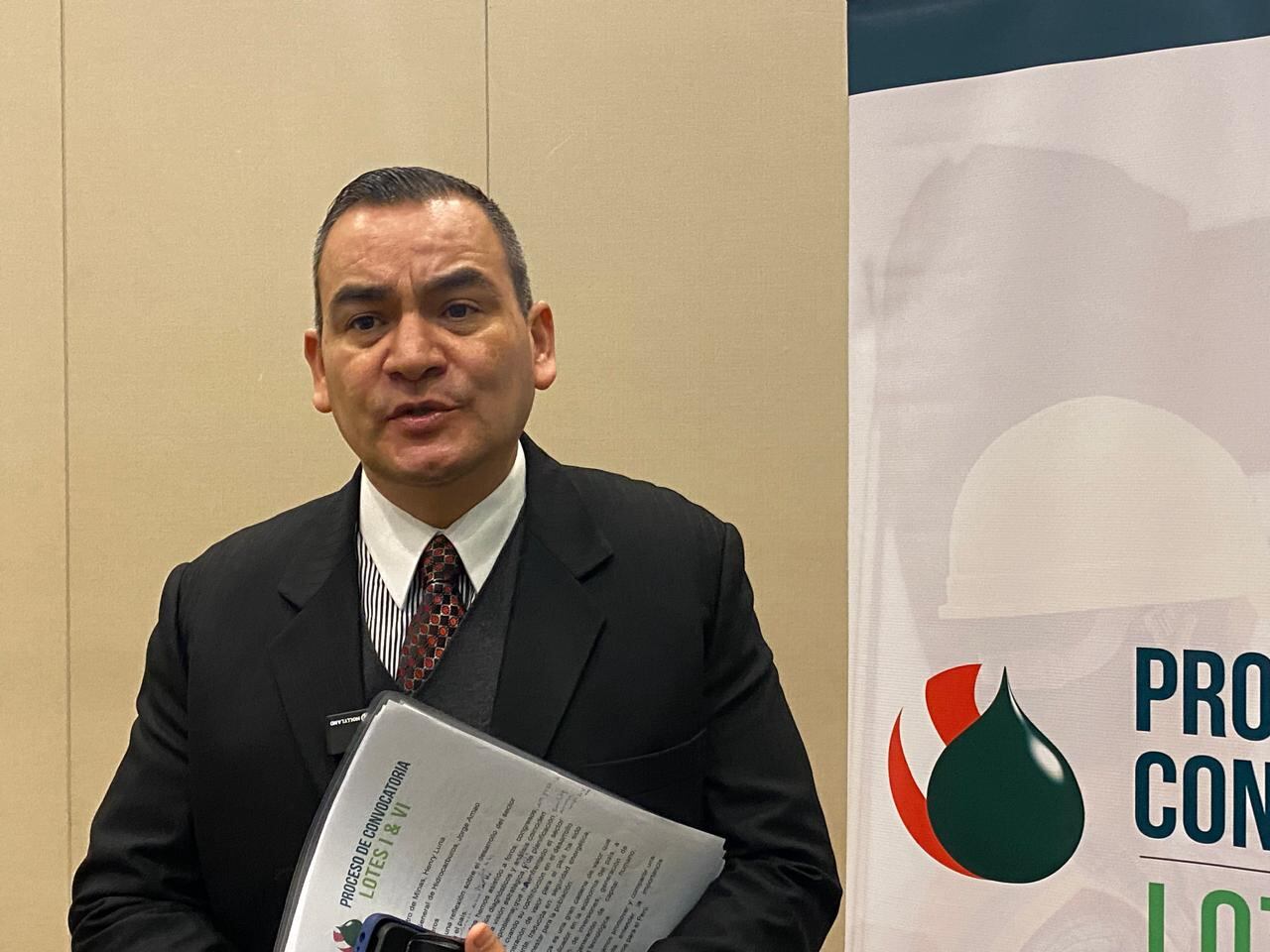 Tras el lanzamiento del proceso de convocatoria por los lotes I y VI, el presidente de Perupetro, Jorge Pesantes, comentó sobre la situación de los lotes petroleros y los planes en el sector hidrocarburos.