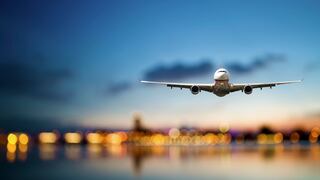 El coste medio de los vuelos domésticos en EE.UU. aumentó un 26.1%