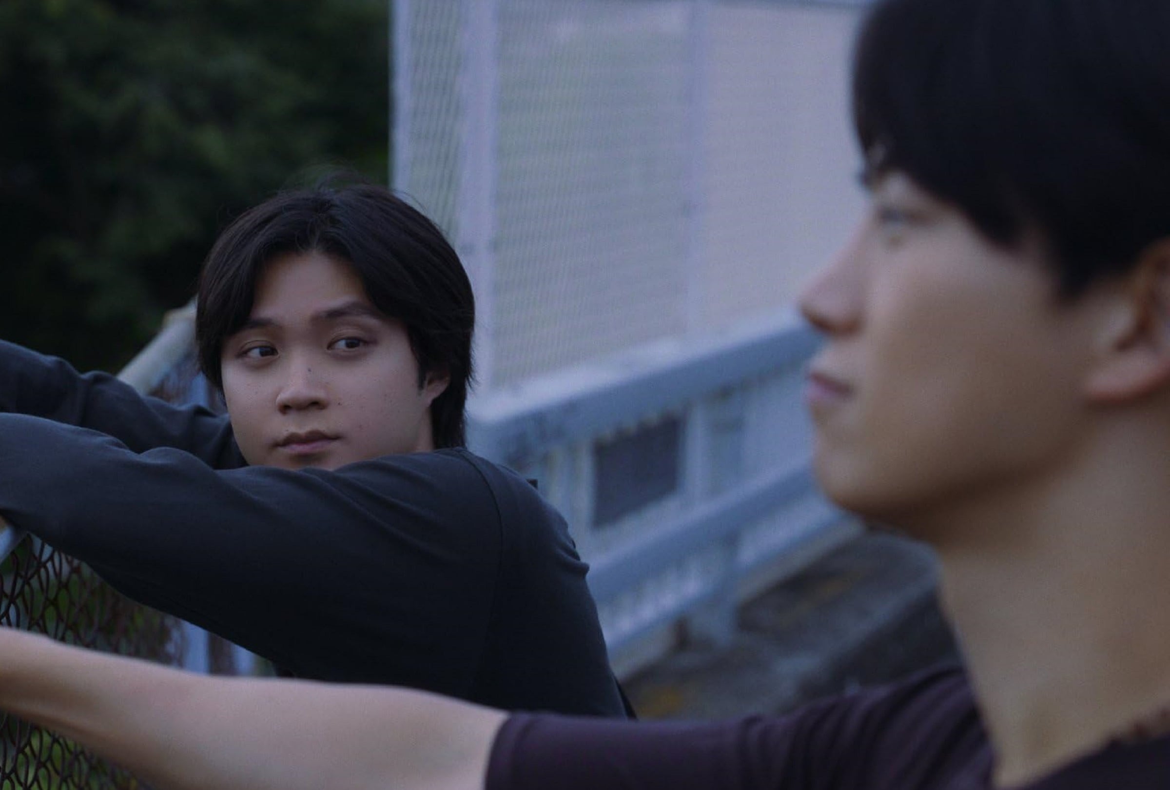 Hayato Isomura asume el rol de Ryu Narutaki y Taecyeon asume el rol de Johan Hwang en la serie japonesa de "Almas gemelas" (Foto: Netflix)