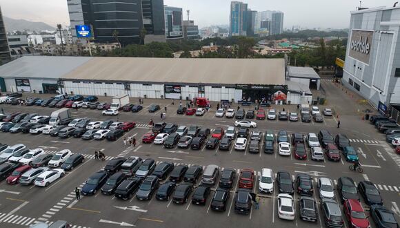 Expocenter Olguín tiene espacio para más de 500 estacionamientos.