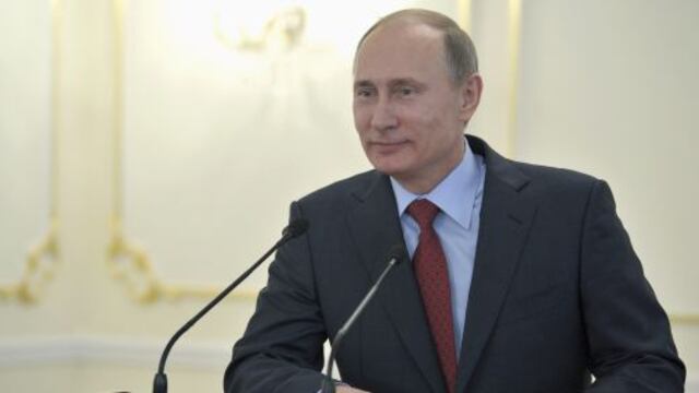 Rusia: Vladimir Putin ordena al Gobierno reestructurar préstamos a Chipre