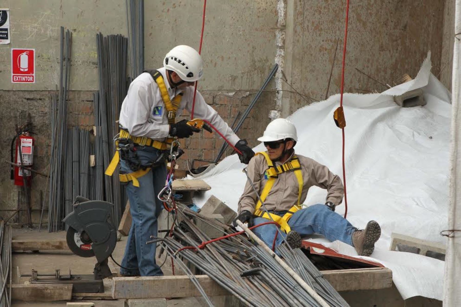 Riesgo externo, impacto interno: ¿cómo responde el derecho laboral ante amenazas naturales? | Foto: Andina