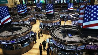 Wall Street amplía sus avances a media sesión y el Dow Jones sube un 1.17 %