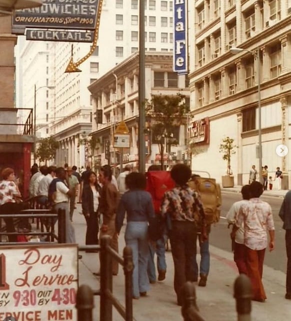 Su cierre marca el fin de uno de los lugares más emblemáticos de la ciudad. (Foto: @colesfrenchdip / Instagram)